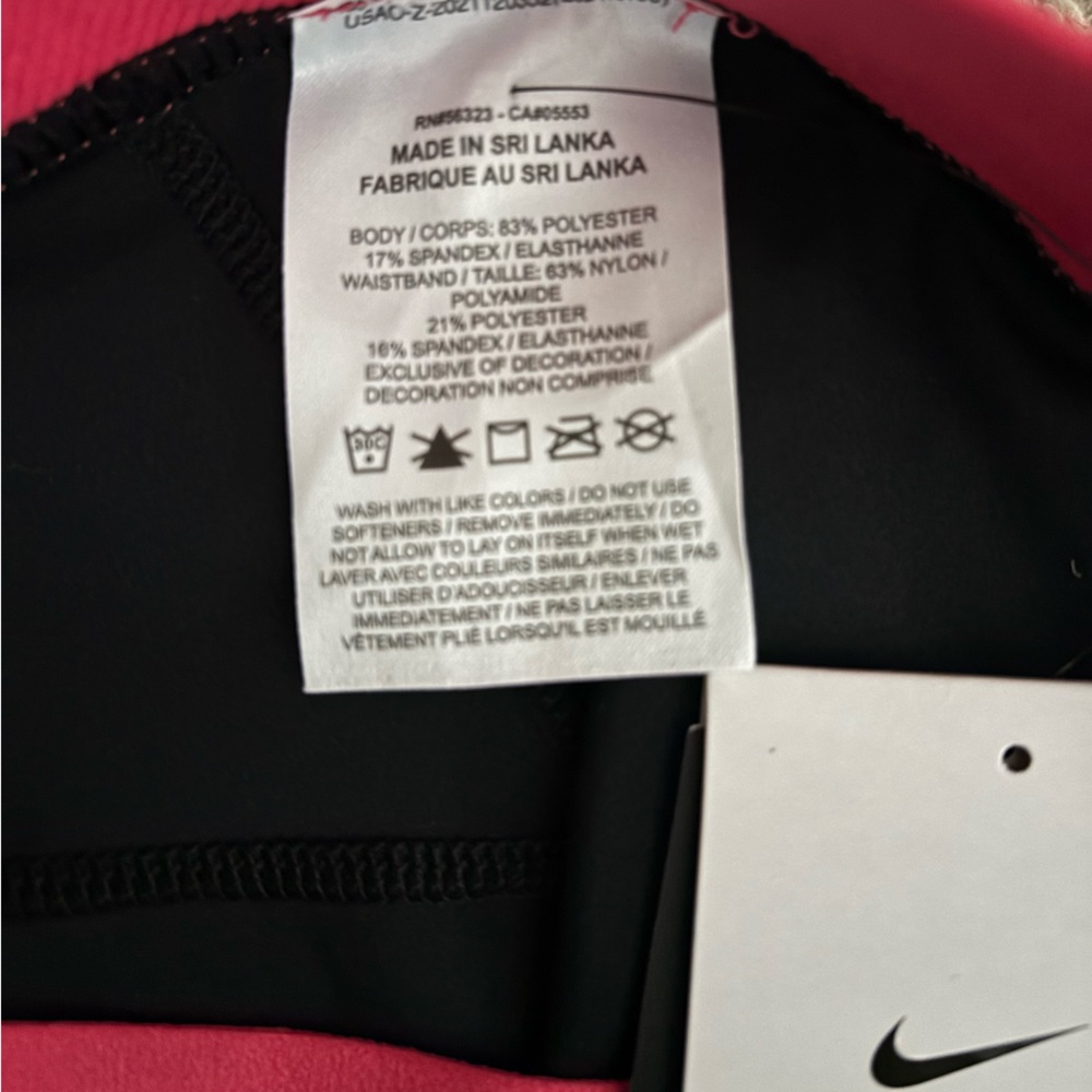 Pro Nike Shorts Mid Rise - Picture 4 of 4
